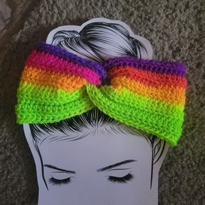 Ear warmer